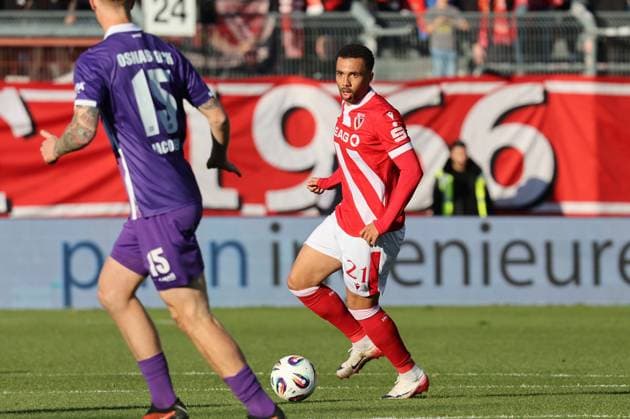 21 Leon Guwara (Energie Cottbus) Fussball 3. Liga 2025 2026 FC Energie Cottbus - VfL Osnabrück