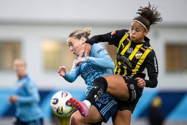 251108 Djurgardens Nanne Ruuskanen och Häckens Felicia Schröder under fotbollsmatchen i Damallsvenskan mellan Djurgarden och Häcken den 8 november 2025 i Stockholm. Copyright: MAXIMxTHORE BB251108MT026