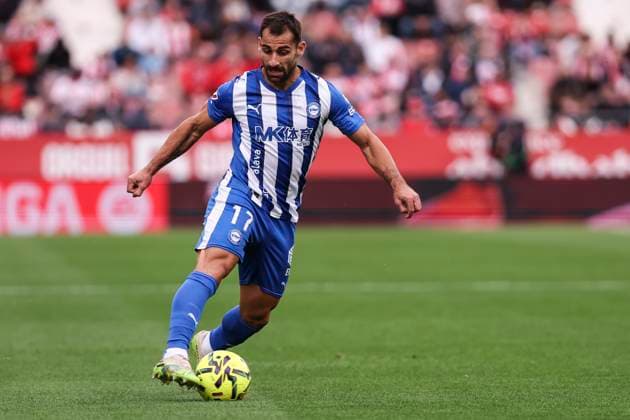 November 8, 2025, Girona, Girona, SPAIN: Jonny Otto of Deportivo Alaves in action during the Spanish league, La Liga EA Sports, football match played between Girona FC and Deportivo Alaves at Montilivi stadium on November 08, 2025 in Girona, Spain. Girona SPAIN - ZUMAa181 20251108_zaa_a181_099 Copyright: xJavierxBorregox