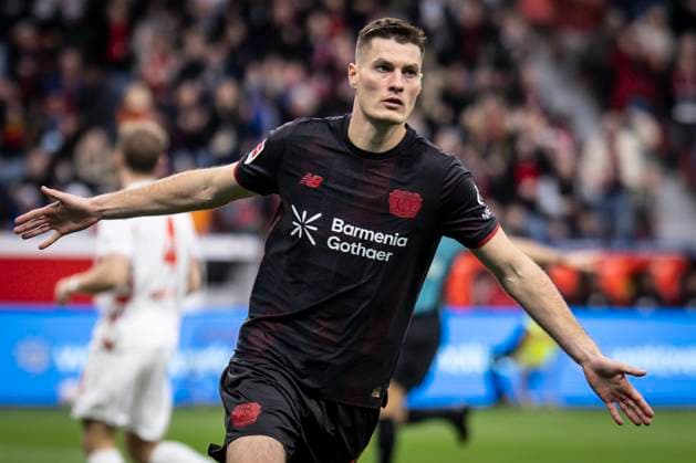 LEVERKUSEN, GERMANY - NOVEMBER 8: Patrik Schick (Bayer 04 Leverkusen, 14) celebrates the first goal 1:0 during the Bundesliga match (gameday 10) between Bayer 04 Leverkusen vs. 1. FC Heidenheim at BayArena on November 8, 2025 in Leverkusen, Germany. (Photo by Axel Kohring Beautiful Sports) DFL REGULATIONS PROHIBIT ANY USE OF PHOTOGRAPHS AS IMAGE SEQUENCES AND OR QUASI-VIDEO. Nordrhein-Westfalen Germany Copyright: xBEAUTIFULxSPORTS AxelxKohringx
