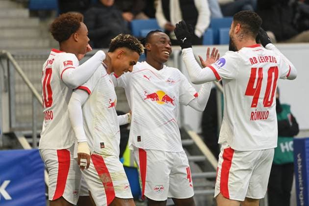 Torjubel umYan Diomande (L) ach Tor zum 0-1, mit l007, Romulo CARDOSO (L), Assan QUEDRAOGO (L)Aktion, Jubel,Freude,Begeisterung,. Fussball 1. Bundesliga Saison 2025 2026, 10.Spieltag, Spieltag10 TSG 1899 Hoffenheim - RB Leipzig am 08.11.2025 PreZero ARENA.