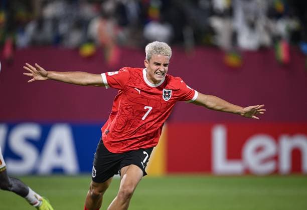 Fussball, Junioren U 17 WM 2025 Doha Katar Vorrunde 08.11.2025 Gruppe L Mali - Oesterreich JUBEL Oesterreich; Torschuetze zum 0-3 Nicolas Jozepovic