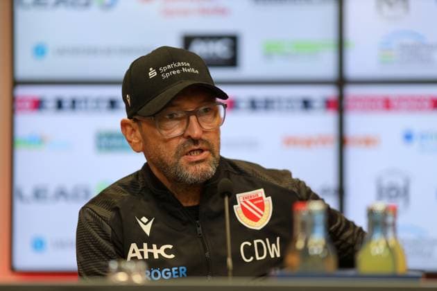 Trainer Claus-Dieter Wollitz (Energie Cottbus) Fussball 3. Liga 2025 2026 FC Energie Cottbus - VfL Osnabrück