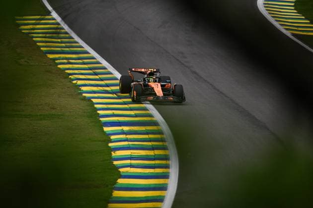 F1 - SAO PAULO GRAND PRIX 2025 04 NORRIS Lando (gbr), McLaren F1 Team MCL39, action during the 2025 Formula 1 Grande Premio de Sao Paulo, 2025 Sao Paulo Grand Prix, 21th round of the 2025 FIA Formula One World Championship, WM, Weltmeisterschaft from November 7 to 9, 2025 on the Interlagos, in Sao Paulo, Brazil - Sao PauloBrazil  Copyright: xDPPIx