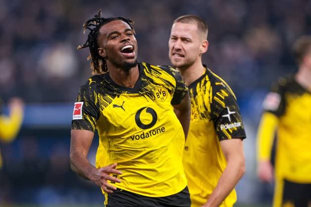 08.11.2025, 1. Bundesliga, 10. Spieltag, Hamburger SV - Borussia Dortmund, Carney Chukwuemeka (Borussia Dortmund) bejubelt das Tor zum 0:1, Hamburg Volksparkstadion Hamburg Deutschland xRHR-FOTO DEx Copyright: DennisxEwert RHR-FOTOx RHR-FOTO DE