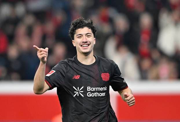 Jubel Ibrahim Maza (Bayer Leverkusen) nach seinem Tor zum 6:0, Fussball 1. Bundesliga,10.Spieltag, Bayer 04 Leverkusen - 1. FC Heidenheim, am 08.11.2025 in Leverkusen Deutschland. DFL regulations prohibit any use of photographs as image sequences and or quasi-video Â