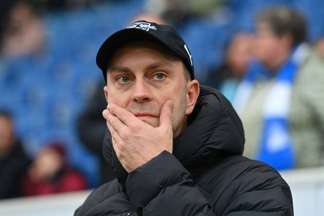 Trainer Ole WERNER (Leipzig), Gestik,skeptisch, Einzelbild,angeschnittenes Einzelmotiv,Portraet,Portrait,Porträt. Fussball 1. Bundesliga Saison 2025 2026, 10.Spieltag, Spieltag10 TSG 1899 Hoffenheim - RB Leipzig 3-1 am 08.11.2025 PreZero ARENA.