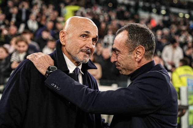 Juventus™ head coach Luciano Spalletti and Torino™s coach Leonardo Colucci during the Serie A soccer match between Juventus and Torino at the Allianz Stadium in Turin, north west Italy - Saturday, Nov. 8, 2025. - Soccer .  Copyright: xMarcoxAlpozzi LaPressex
