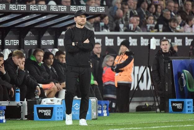 08.11.2025, xhbx, Fussball 1.Bundesliga, Borussia Moenchengladbach - 1.FC Köln v.l. Trainer Eugen Polanski (Borussia Mönchengladbach) (DFL DFB REGULATIONS PROHIBIT ANY USE OF PHOTOGRAPHS as IMAGE SEQUENCES and or QUASI-VIDEO) Moenchengladbach