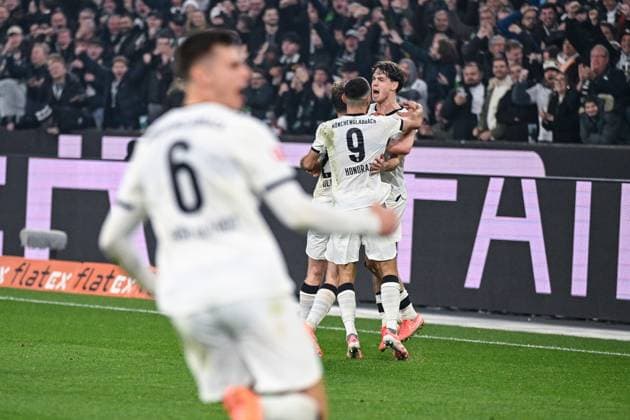 08.11.2025, Fussball, 1. Bundesliga, 11. Spieltag Saison 2025 2026, Borussia Mönchengladbach - 1. FC Köln, Philipp Sander (Borussia Mönchengladbach) freut sich über das Tor zum 1:0, xRHR-FOTO TKx Copyright: RHR-FOTOx RHR-FOTO TK