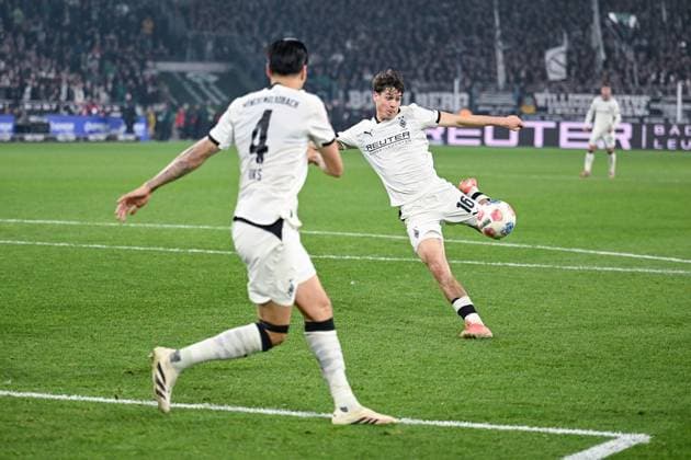 08.11.2025, Fussball, 1. Bundesliga, 11. Spieltag Saison 2025 2026, Borussia Mönchengladbach - 1. FC Köln, Philipp Sander (Borussia Mönchengladbach) erzielt das Tor zum 1:0, xRHR-FOTO TKx Copyright: RHR-FOTOx RHR-FOTO TK