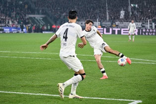 08.11.2025, Fussball, 1. Bundesliga, 11. Spieltag Saison 2025 2026, Borussia Mönchengladbach - 1. FC Köln, Philipp Sander (Borussia Mönchengladbach) erzielt das Tor zum 1:0, xRHR-FOTO TKx Copyright: RHR-FOTOx RHR-FOTO TK
