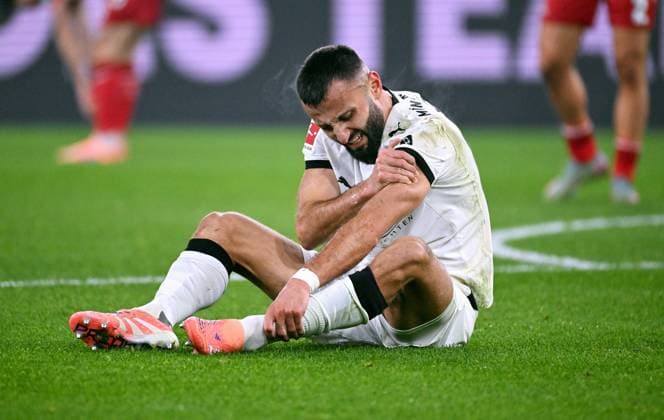 Fussball, Bundesliga, Deutschland, Herren, Saison 2025 2026, 10. Spieltag, Borussia Park Mönchengladbach, Bor. Mönchengladbach - 1. FC Köln; Franck Honorat (BMG). Aktion, Einzelbild.