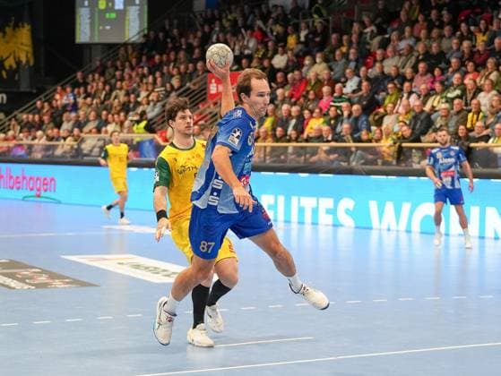 Maxim Schalles (TV Grosswallstadt, 87) alleine vor dem Tor VfL Eintracht Hagen vs. TV Grosswallstadt, Handball, 2. Bundesliga, 10. Spieltag, Saison 2025 2026, 08.11.2025 VfL Eintracht Hagen vs. TV Grosswallstadt, Handball, 2. Bundesliga, 10. Spieltag, Saison 2025 2026, 08.11.2025 Hagen Copyright: xEibner-Pressefoto DamianxKruczynx EP_DKI
