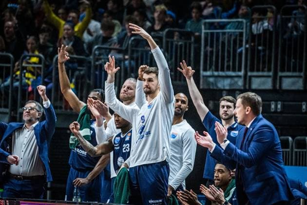 Basketball Berlin 08.11.2025 Saison 2025 2026 EasyCredit BBL 1. Bundesliga Männer, Herren Alba Berlin - SYNTAINICS MBC Weißenfels Jubel MBC Kresimir Nikic (MBC, No.09)