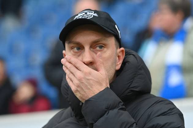 Trainer Ole WERNER (Leipzig), Gestik,skeptisch, Einzelbild,angeschnittenes Einzelmotiv,Portraet,Portrait,Porträt. Fussball 1. Bundesliga Saison 2025 2026, 10.Spieltag, Spieltag10 TSG 1899 Hoffenheim - RB Leipzig 3-1 am 08.11.2025 PreZero ARENA.