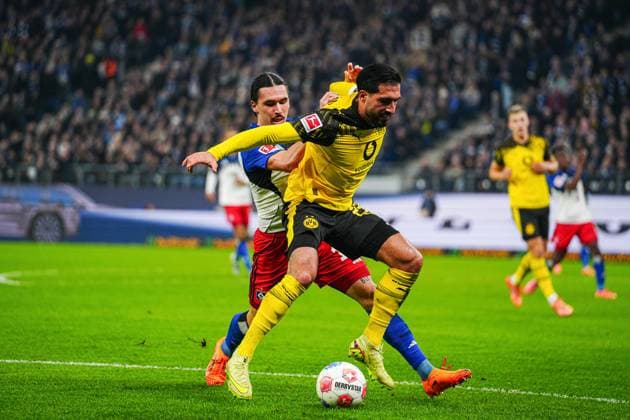Rayan Philippe (Hamburger SV, 14), Emre Can (Borussia Dortmund, 23) GER, Hamburger SV vs. Borussia Dortmund, Fussball, 1. Bundesliga, Spieltag 10, Saison 2025 2026, 08.11.2025 DFL REGULATIONS PROHIBIT ANY USE OF PHOTOGRAPHS AS IMAGE SEQUENCES AND OR QUASI-VIDEO GER, Hamburger SV vs. Borussia Dortmund, Fussball, 1. Bundesliga, Spieltag 10, Saison 2025 2026, 08.11.2025 Hamburg Copyright: xEibner-Pressefoto MarcelxvonxFehrnx EP_MFN