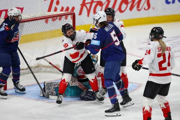 November 8th 2025: Team Canada forward Sarah Fillier (10) throws a hit in the third period in a game against Team USA. Team USA WomenÃ¢â‚¬â ¢s national team, Nationalteam hosted the Canadian WomenÃ¢â‚¬â ¢s National Team in a Canada USA Rivalry Series game at Key Bank Center in Buffalo, New York. ( CSM) - ZUMAc04_ 20251108_zma_c04_474 Copyright: xJonathanxTencax