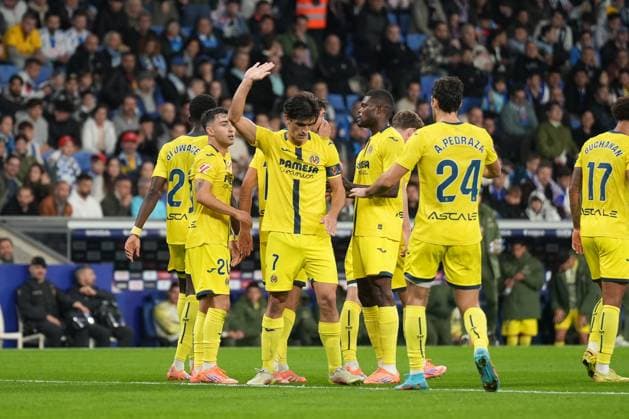 RCD Espanyol de Barcelona v Villarreal CF - LaLiga EA Sports Gerard Moreno of Villarreal celebrates after scoring during the La Liga match between RCD Espanyol and Villarreal at the Stage Front Stadium in Barcelona, Spain, on November 8, 2025. Barcelona Spain  Copyright: xLeonardoxGerzonx originalFilename:gerzon-notitle251108_npNjl.jpg
