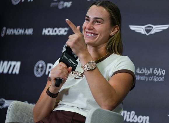 WTA, Tennis Damen Finals 2025 - Final Singles RIYADH, SAUDI ARABIA NOVEMBER 8, 2025: Runner-up Aryna Sabalenka speaks to the media after losing the singles final to Elena Rybakina of Kazakhstan at the 2025 WTA Finals, part of the Hologic WTA Tour, at King Saud University Indoor Arena in Riyadh, Saudi Arabia, on November 8, 2025. Riyadh Saudi Arabia  Copyright: xSTRx originalFilename:str-wtafinal251108_npcQJ.jpg