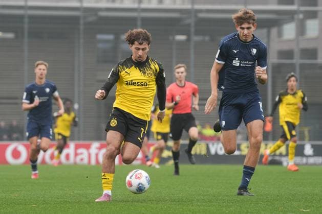 Sonntag, 09.11.2025 Saison 2025 2026 Achtelfinale DFB-Pokal der Junioren im BVB Fußballpark Hohenbuschei, Dortmund, Germany. BV Borussia Dortmund U19 - VfL Bochum U19. Taycan Macid Etcibasi (BVB)