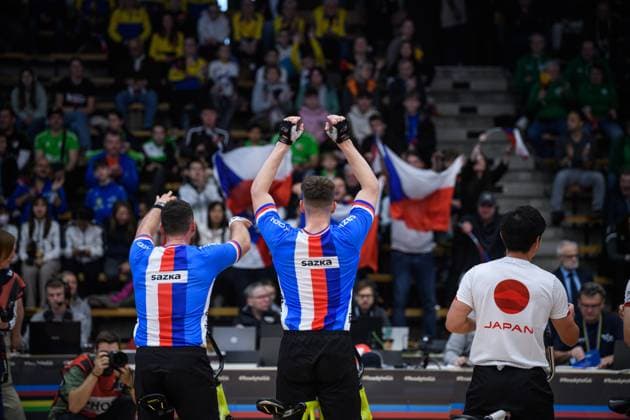 2025 UCI Indoor Cycling World Championships, indoor cycling, cycle ball, Radek Adam and Tomas Horak. Czech team waves Czech fans for goodbye after winning the match for fifth place with Japan, on November 9, 2025, Goppingen, Germany. (CTKxPhoto JanxBrychta) CTKPhotoF202511090277801  CTKPhotoF202511090277801