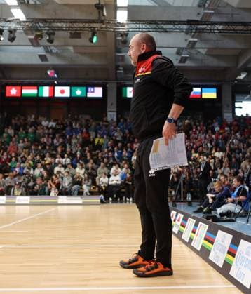 BAU 09.11.2025 Göppingen Kunstrad UCI Hallenrad WM 2025, Bundestrainer Dieter Maute (GER)