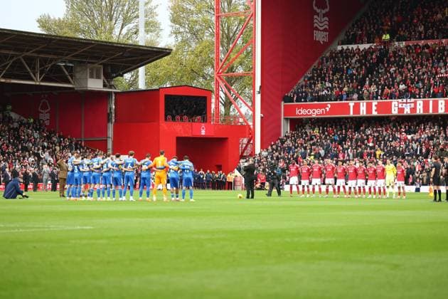 Players line up ahead of the game Nottingham Forest v Leeds United, Premier League, Football, City Ground, Nottingham, UK - 09 Nov 2025Nottingham City Ground United Kingdom EDITORIAL USE ONLY No use with unauthorised audio, video, data, fixture lists, club league logos or live services. Online in-match use limited to 120 images, no video emulation. No use in betting, games or single club league player publications. Copyright: xRyanxBrowne Shutterstockx 15702262ax