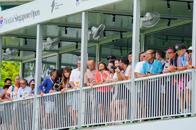 Moutai Singapore Open 2025 in Singapore Spectators watch the final round of the Moutai Singapore Open 2025 in Singapore on 9 November 2025. Singapore Singapore  Copyright: xMatrixxImages LimxSimonx