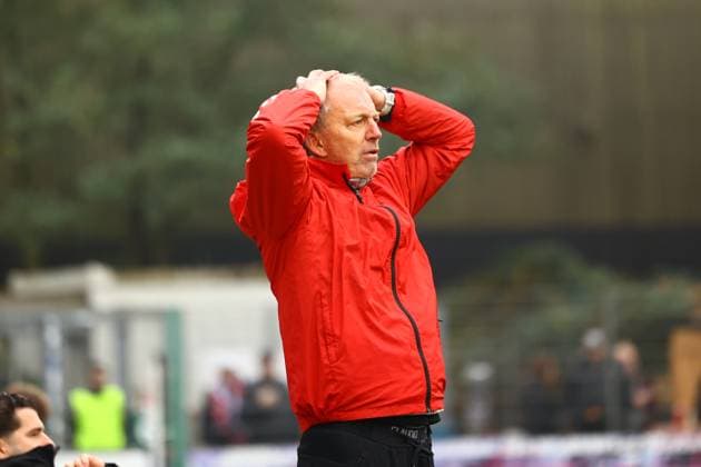 Fußball I Herren I Saison 2025 2026 I Regionalliga Nord I 18.Spieltag I Eintracht Norderstedt - Altona 93 I 09.11.2025 Andre Trulsen (Trainer, Altona 93) Norderstedt Edmund Plambeck Stadion Schleswig-Holstein Deutschland Copyright: xLobeca RalfxHomburgx