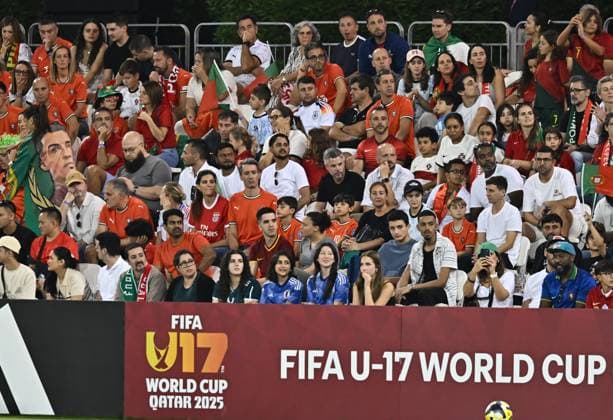 Portugal v Japan: Group B - FIFA U-17 World Cup Qatar 2025 Fans of Japan cheer during the FIFA U-17 World Cup Qatar 2025 Group B match between Portugal and Japan in Doha, Qatar, on November 9, 2025. DOHA Qatar Copyright: xNOUSHADxTHEKKAYILx