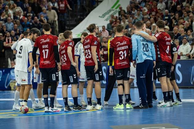 DAIKIN HBL: SG Flensburg-Handewitt vs Handball Verein Hamburg; 09.11.25 vor dem Spiel DAIKIN HBL: SG Flensburg-Handewitt vs Handball Sport Verein Hamburg, GP JOULE Arena am 09.11.25 Copyright: xBEAUTIFULxSPORTS MarioxM.xKobergx