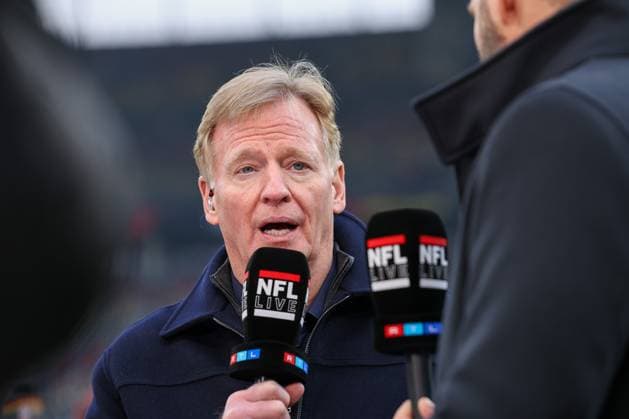 Roger Goodell NFL, American Football Herren, USA Commissioner). GER, Indianapolis Colts vs. Atlanta Falcons, American Football, National Football League, Berlin Game 2025, Woche 10, Saison 2025, 09.11.2025, GER, Indianapolis Colts vs. Atlanta Falcons, American Football, National Football League, Berlin Game 2025, Woche 10, Saison 2025, 09.11.2025 Berlin Copyright: xEibner-Pressefoto JennixMaulx EP_JML