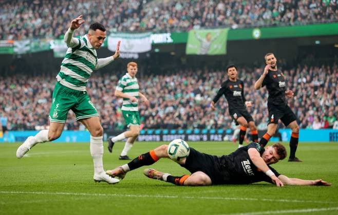 2025 Sports Direct FAI Cup Final, Aviva Stadium, Dublin 9 11 2025 Shamrock Rovers vs Cork City Shamrock Rovers Aaron McEneff in action with Cork City s Rory Feely Aaron McEneff in action with Rory Feely 9 11 2025  Copyright: x INPHO RyanxByrnex RB2_4938