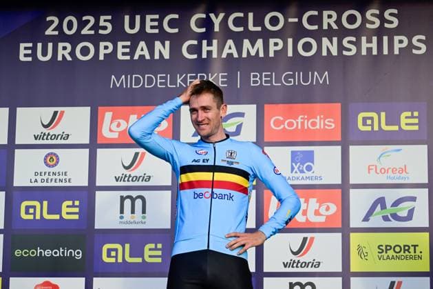 2025 UEC Cyclo-Cross EC - Men Elite MIDDELKERKE, BELGIUM - NOVEMBER 09 : Aerts Toon (BEL) on the podium during the 2025 UEC Cyclo-Cross European Championships for Men Elite on November 09, 2025 in Middelkerke, Belgium, 09 11 2025 Middelkerke Belgium  Copyright: xNicoxVereeckenx