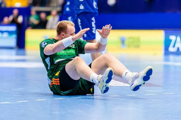 Justus Fischer (TSV Hannover-Burgdorf, 54) aergert sich regt sich auf GER, TBV Lemgo Lippe vs. TSV Hannover-Burgdorf, Handball, 1. Bundesliga, 11. Spieltag, Spielzeit 2025 2026, 09.11.2025 GER, TBV Lemgo Lippe vs. TSV Hannover-Burgdorf, Handball, 1. Bundesliga, 11. Spieltag, Spielzeit 2025 2026, 09.11.2025 Lemgo Copyright: xEibner-Pressefoto JanxRollingerx EP_JSK