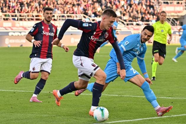 Foto IPP Felice De Martino Bologna 09 11 2025 Calcio Campionato serie A 2025-2026 Bologna - Napoli Nella foto: Emil Holm Italy Photo Press World Copyright Bologna italy Italia ITALY  Copyright: xR4924_italyphotopressx