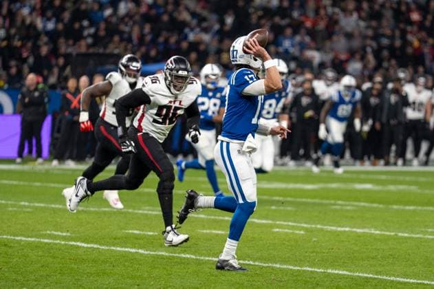 Deutschland, American Football, NFL, American Football Herren, USA Week 10, 2025 2026, Indianapolis Colts - Atlanta Falcons am 09.11. in Berlin (Olympiastadion): Daniel Jones (QB, Indianapolis Colts) Copyright: xSvenxHeidmannx