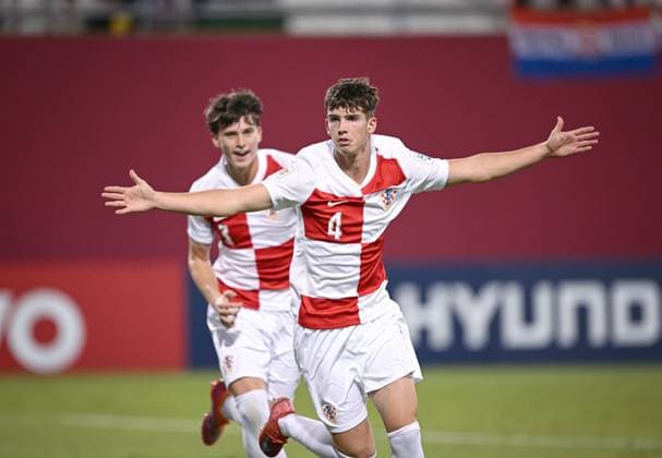 Fussball, Junioren U 17 WM 2025 in Doha Katar Vorrunde 09.11.2025 Gruppe C Kroatien - Costa Rica JUBEL Kroatien; Torschuetze zum 2-0 Raul Kumar