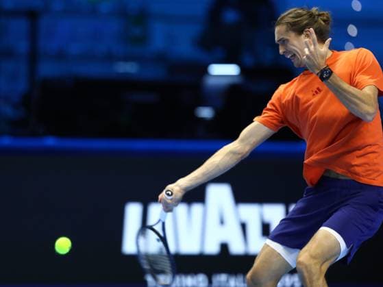 November 9, 2025, Turin, Piedmont, Italy: CARLOS ALCARAZ of Spain and ALEX DE MINAUR of Australia in the Men s Singles round robin game of the ATP, Tennis Herren Tennis Finals in Turin, Italy Turin Italy - ZUMAc179 20251109_zep_c179_141 Copyright: xMickaelxChavetx