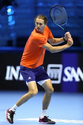 November 9, 2025, Turin, Piedmont, Italy: CARLOS ALCARAZ of Spain and ALEX DE MINAUR of Australia in the Men s Singles round robin game of the ATP, Tennis Herren Tennis Finals in Turin, Italy Turin Italy - ZUMAc179 20251109_zep_c179_149 Copyright: xMickaelxChavetx