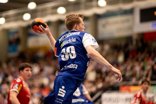 Sascha Pfattheicher (HBW Balingen Weilstetten, 30), HBW Balingen Weilstetten vs. TuSEM Essen, Handball, 2. Bundesliga, 10. Spieltag, Saison 2025 2026, 09.11.2025 Eibner-Pressefoto Andreas Ulmer HBW Balingen Weilstetten vs. TuSEM Essen, Handball, 2. Bundesliga, 10. Spieltag, Saison 2025 2026, 09.11.2025 Balingen Copyright: xEibner-Pressefoto AndreasxUlmerx EP_AUR