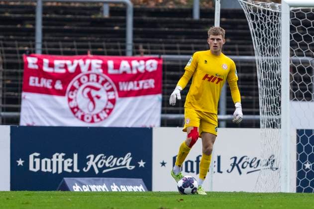 Regionalliga West: Fortuna Köln - SC Paderborn U21, U 21 09.11.2025 Lennart Winkler (Fortuna Köln, 1). Regionalliga West, Fortuna Köln - SC Paderborn U21, 15. Spieltag, am 09.11.2025, Südstadion, Köln Copyright: xBEAUTIFULxSPORTS Meuselx