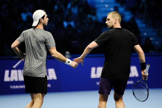 Great Britain s Julian Cash and Lloyd Glasspool during their doubles tennis match of the ATP, Tennis Herren World Tour Finals against Italy s Simone Bolelli and Andrea Vavassori at the Inalpi Arenain Turin, Italy - Sunday, Nov. 9, 2025. - .  Copyright: xMarcoxAlpozzi LaPressex