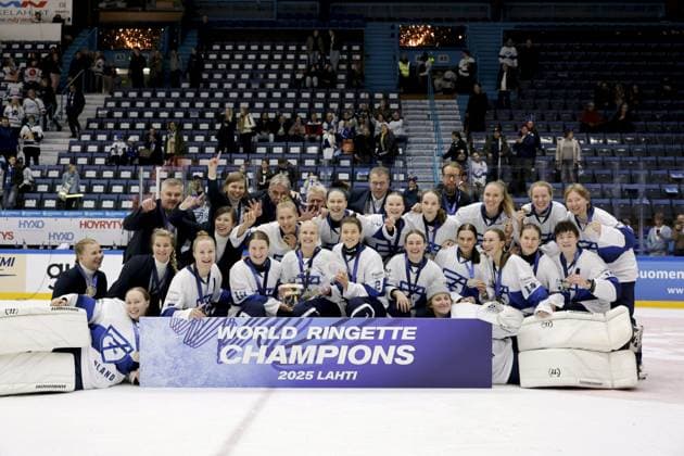 Team Finland pose with their gold medals after winning the World Championships in ringette world championships final match Finland vs Canada in Lahti on November 9, 2025. Finland won over Canada 7-3. Lahti Finland LKFTVX20251109200048OEOJ  Copyright: xPepexKorteniemix LKFTVX20251109200048OEOJ