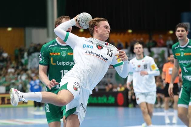Handball DAIKIN HBL, SC DHfK Leipzig - Füchse Berlin; 09.11.2025 Tobias Groendahl (15, Füchse Berlin). Handball, DAIKIN HBL, 1. Bundesliga, Saison 2025 2026, 11. Spieltag: SC DHfK Leipzig vs. Füchse Berlin am 09.11.2025 in der Quarterback Immobilien Arena Leipzig. Copyright: xBEAUTIFULxSPORTS JanxKaeferx