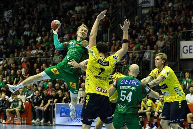 Gisli Kristjansson (SC Magdeburg,10) - Handball Bundesliga Saison 2025-2026 SC Magdeburg vs. Rhein Neckar Löwen in der GETEC Arena in Magdeburg - Aktion,Handball,Deutschland,09.11.2025