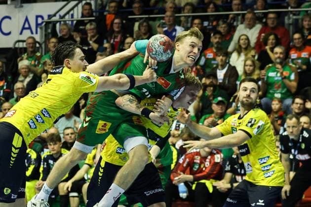 Gisli Kristjansson (SC Magdeburg,10) - Handball Bundesliga Saison 2025-2026 SC Magdeburg vs. Rhein Neckar Löwen in der GETEC Arena in Magdeburg - Aktion,Handball,Deutschland,09.11.2025