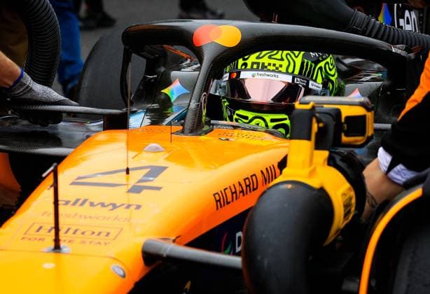 Grande Premio MSC Fórmula 1 Brasil SaO PAULO, SP - 09.11.2025: GRANDE PREMIO MSC FoRMULA 1 BRASIL - Brazilian Formula 1 Grand Prix MSC Cruises, in Sao Paulo, this Sunday (09) at the JosÃ Carlos Pace racetrack in Interlagos, south of the capital of Sao Paulo. In the photo, McLaren F1 Team driver, Lando Norris (4), winner of the Sao Paulo Brazil Grand Prix. (Photo: Aloisio Mauricio Fotoarena) x2839568x  AloisioxMauricio