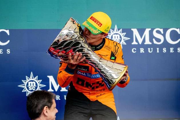 F1 - SAO PAULO GRAND PRIX 2025 NORRIS Lando (gbr), McLaren F1 Team MCL39, portrait PODIUM during the 2025 Formula 1 Grande Premio de Sao Paulo, 2025 Sao Paulo Grand Prix, 21th round of the 2025 FIA Formula One World Championship, WM, Weltmeisterschaft from November 7 to 9, 2025 on the Interlagos, in Sao Paulo, Brazil - Sao PauloBrazil  Copyright: xALBERTOxVIMERCATIx